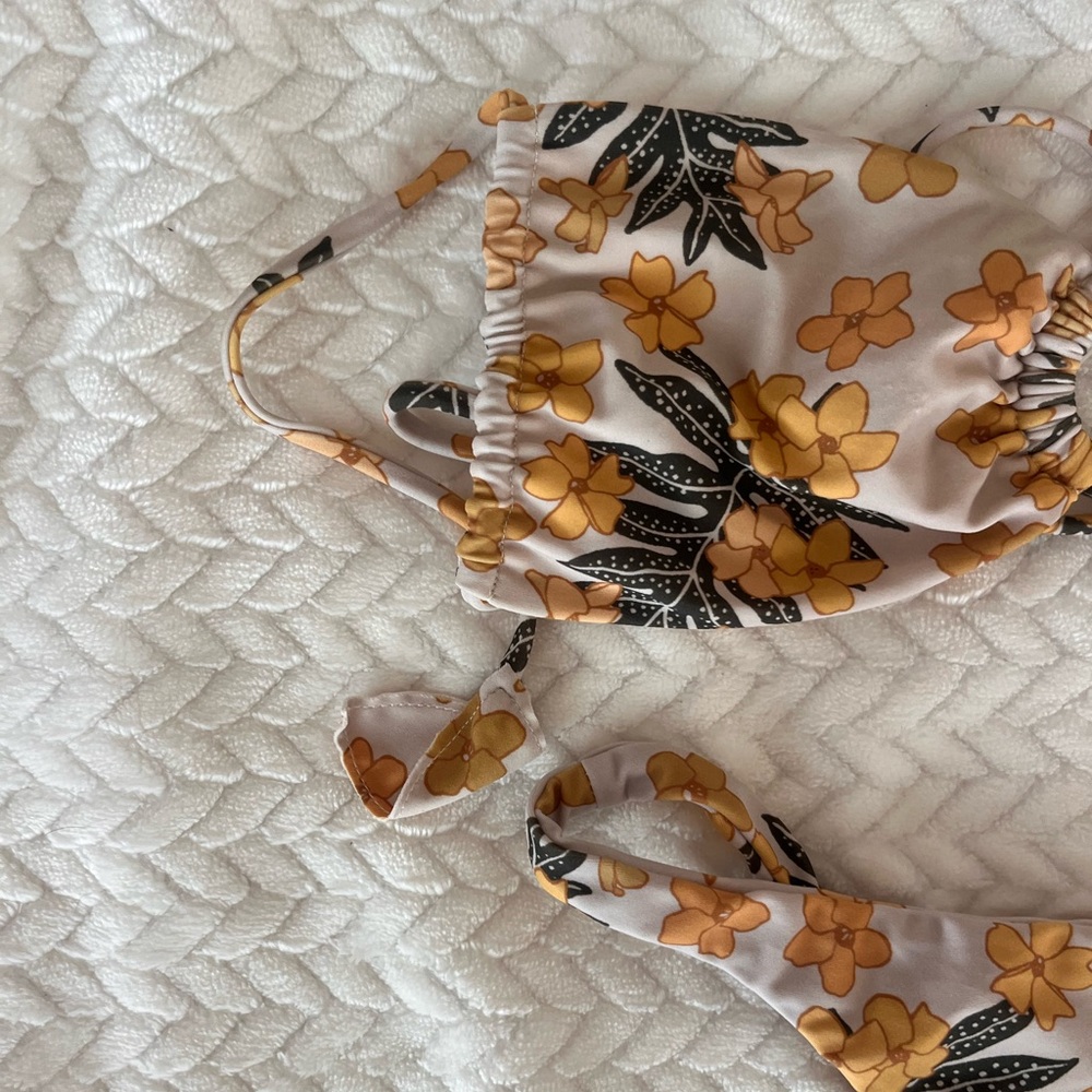 Benoa puakenikeni set